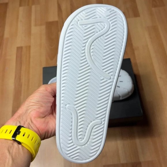 💰HUGE CLEARANCE SALE 💰 New & Authentic Adidas Adilette  Mens Clogs (FY8970) - Picture 7 of 13